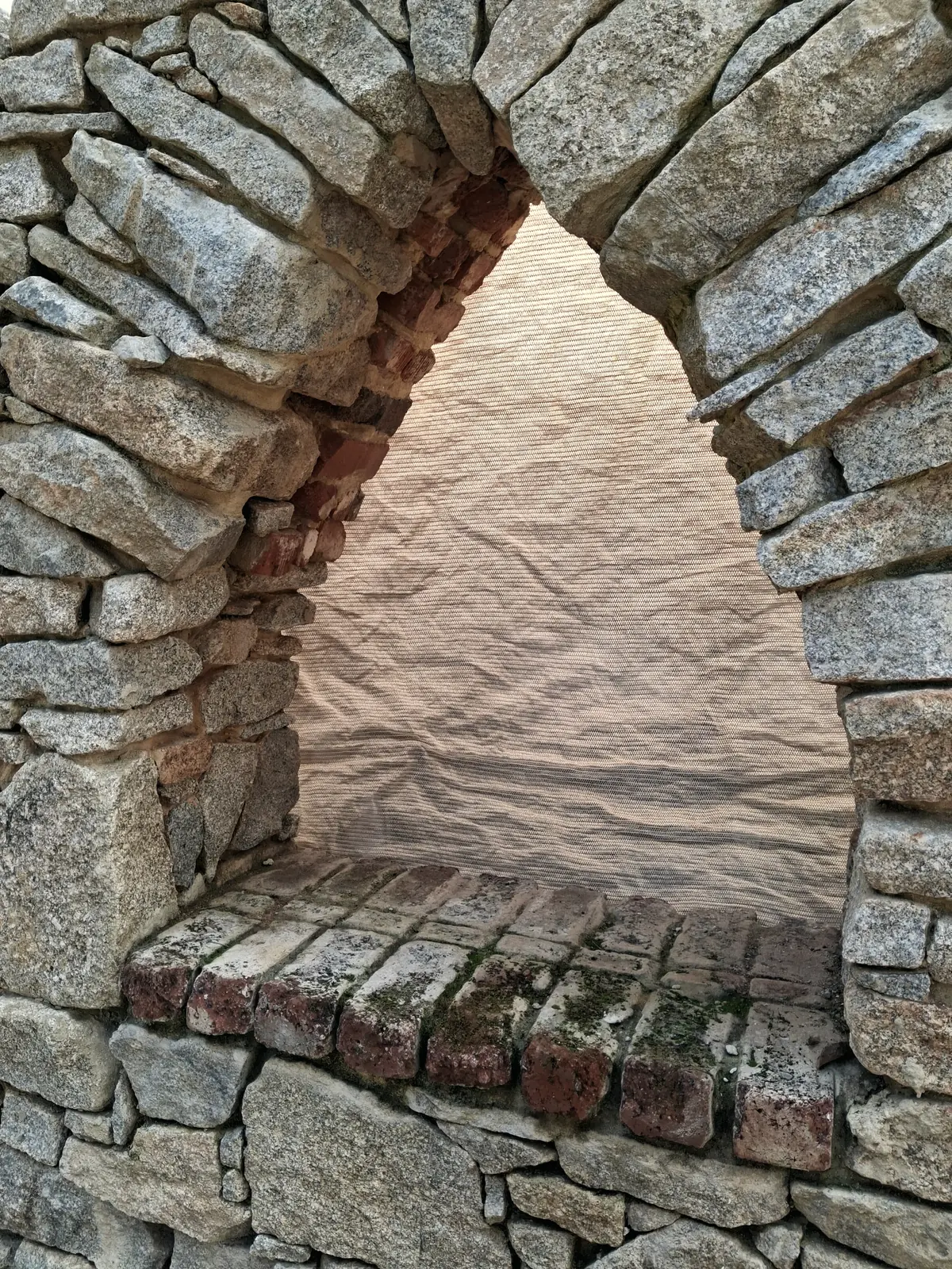 Pointed Niche